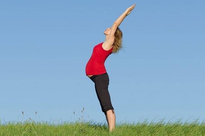 8 Pose Yoga Untuk Wanita Hamil, Bisa Memperlancar Proses Persalinan