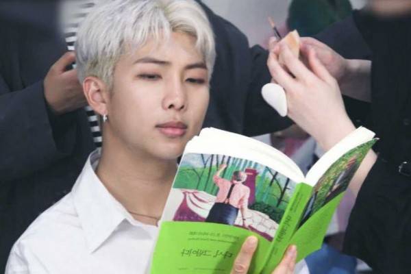 6 Ilmu Yang Diterapkan BTS Untuk Lagu-lagu Di Setiap Albumnya