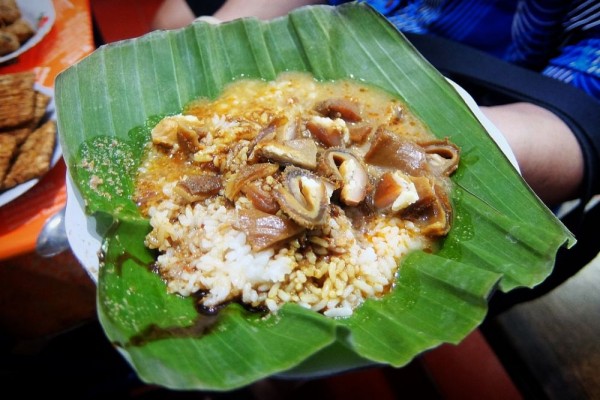 5 Tempat Makan Nasi Gandul yang Paling Direkomendasikan di Pati