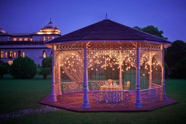 10 Inspirasi Desain Gazebo, Cocok untuk Pengganti Ruang Tamu
