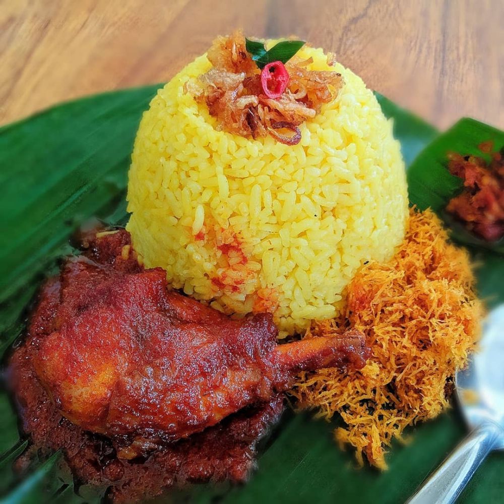 7 Menu Kuliner Sarapan Enak di Makassar, Wajib Coba!