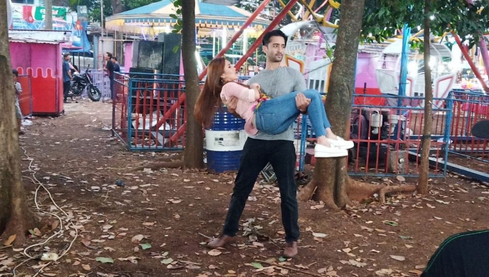 Dipenuhi Adegan Manis, 10 Potret Ayu Ting Ting dan Shaheer Syuting FTV