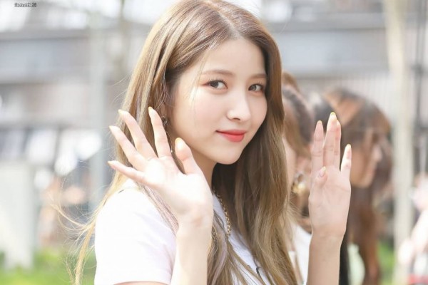 10 Potret Body Goals Sowon G Friend Bak Model Internasional Bikin Iri