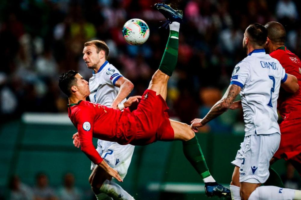Cetak Hattrick untuk Portugal, Cristiano Ronaldo Ukir Sejarah Baru