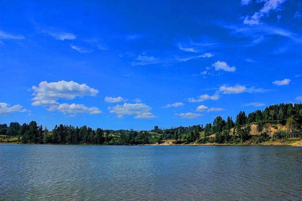 Sidihoni, Danau Kecil yang Masih Asri di Pulau Samosir