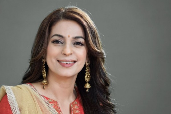 Inilah 7 Potret Juhi Chawla, Wanita yang Menolak Lamaran Salman Khan