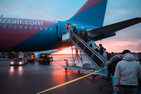 Ini 5 Hal yang Perlu Diketahui Saat Naik Pesawat untuk Pertama Kali