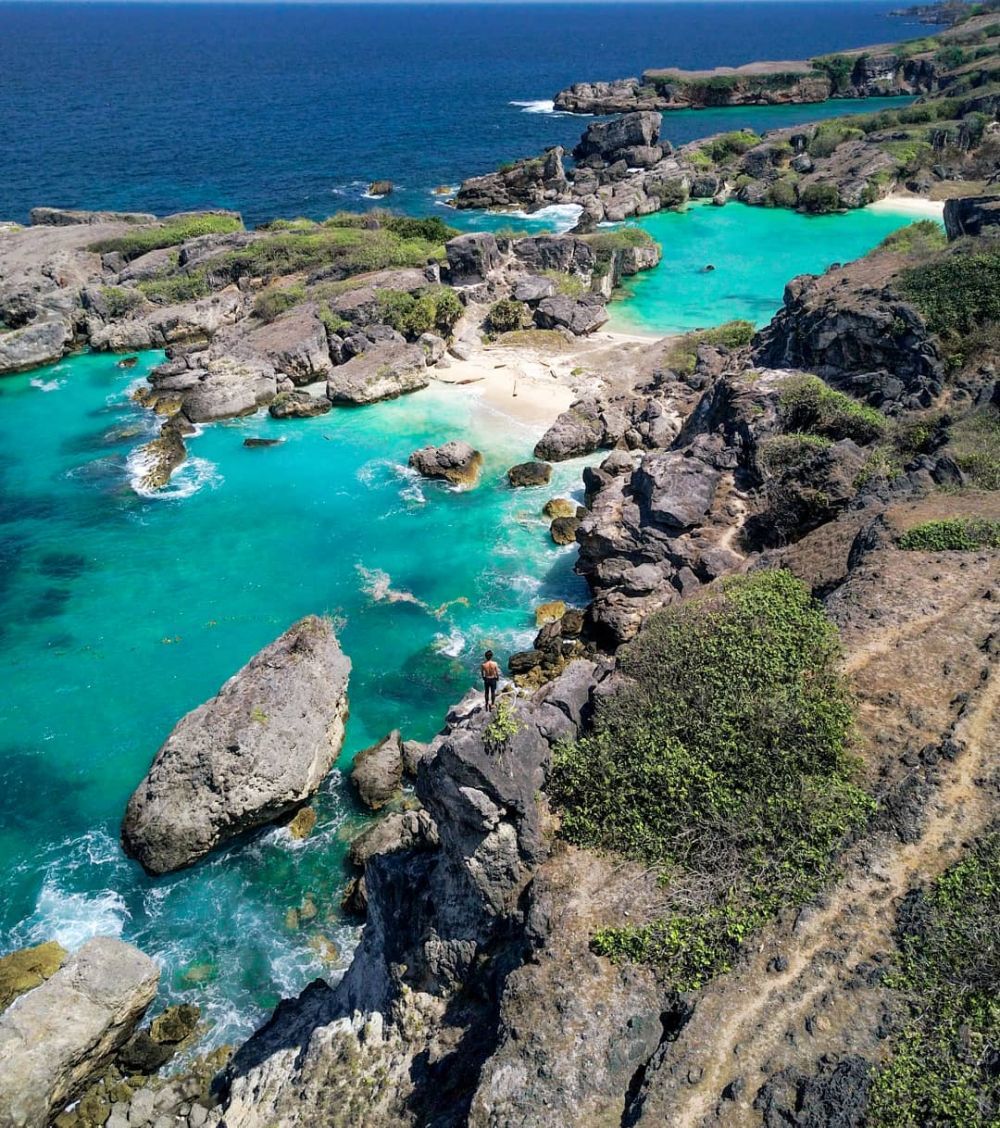 Bak Permata Tersembunyi, 5 Pantai di Pulau Rote yang Wajib Dikunjungi