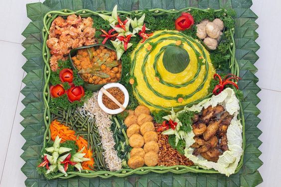 7 Fakta Tumpeng Hidangan Khas Nusantara, Lekat dengan Tradisi Jawa 