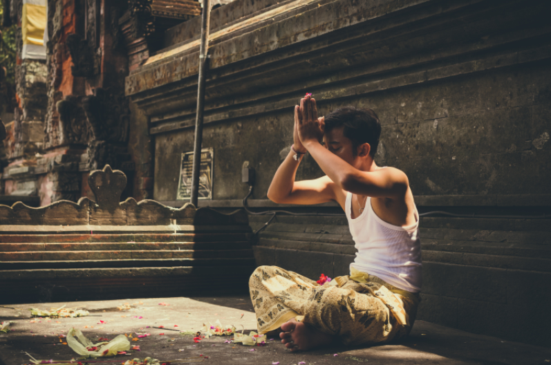 7 Doa Agama Hindu Supaya Mendapatkan Kedamaian Hidup