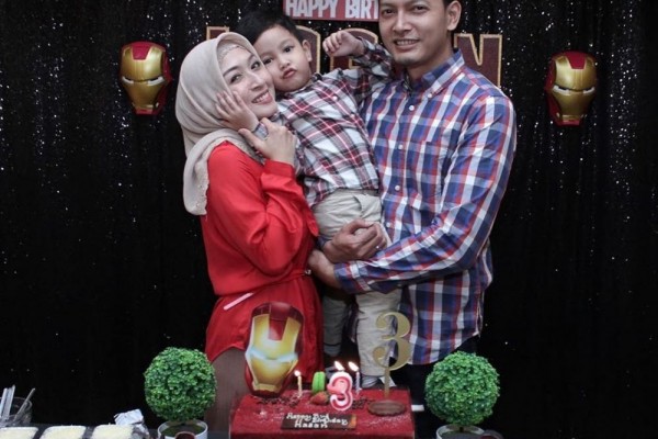 10 Potret Hangat Perayaan Ulang Tahun Hasan, Putra Fedi Nuril