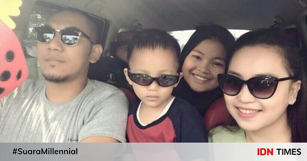 10 potret manis keluarga nina 'mpok alpa', bahagia dengan 2 anak
