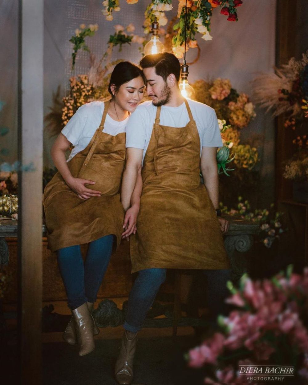 10 Momen Maternity Shoot Syahnaz dan Jeje Govinda, Manis dan Romantis