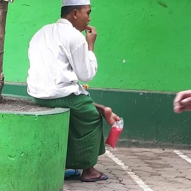 Antimainstream, 9 Cara Menikmati Minuman Ini Sungguh Gokil Abis!