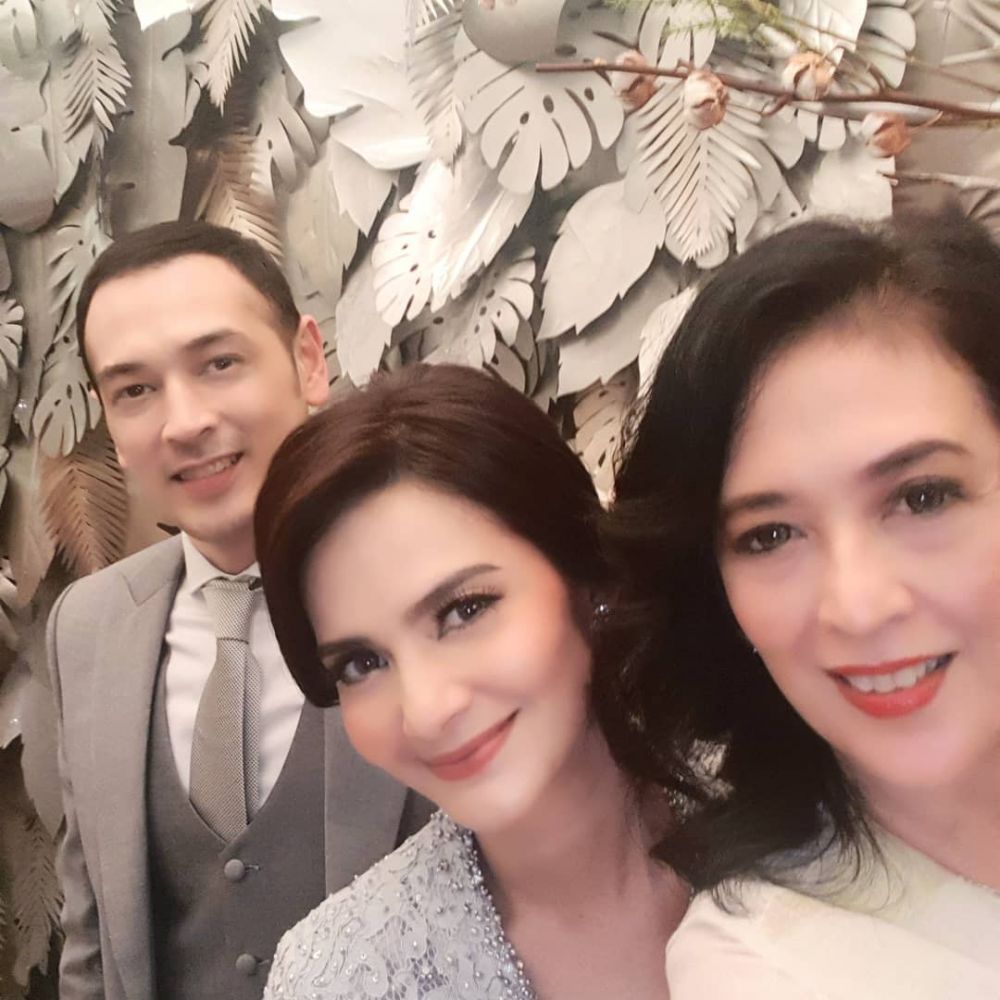 Digelar Tertutup, 10 Potret Artis di Nikahan Cut Tari & Richard Kevin