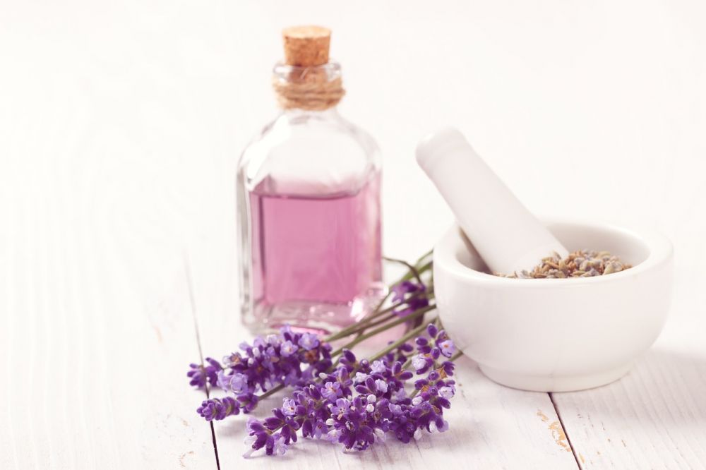 5 Aromaterapi yang Paling Populer dan Bermanfaat untuk Kesehatan