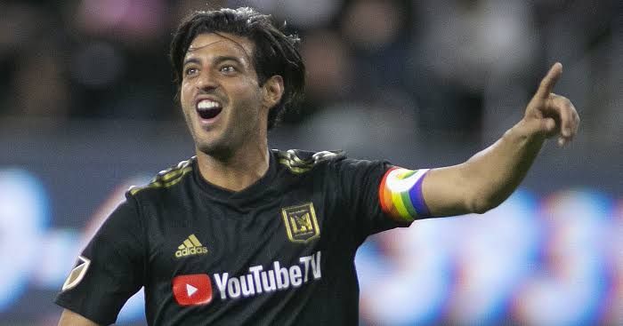 Cari Striker Baru, Barcelona Ingin Datangkan Carlos Vela Januari Nanti