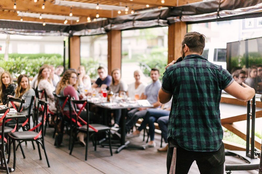 Jago Ngomong, 5 Zodiak Ini Berpotensi Jadi Public Speaker Hebat!