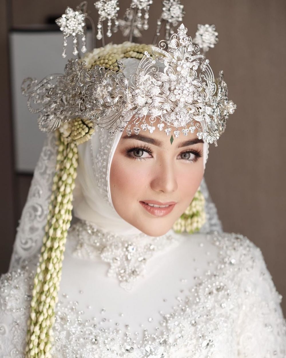 Citra Kirana & 8 Artis Lain yang Menikah Tahun 2019, Selamat!