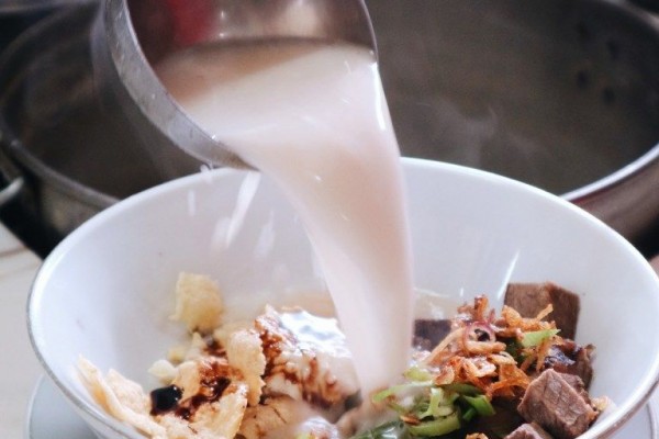 10 Tempat Wisata Kuliner Paling Favorit dan Enak di Jakarta