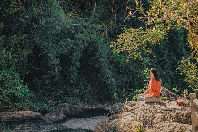 5 Teknik Relaksasi yang Bikin Pikiranmu Tenang dan Segar