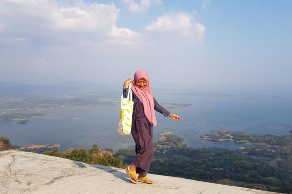 10 Potret Puncak Joglo Wonogiri, Spot Wisata Paralayang di Jawa Tengah