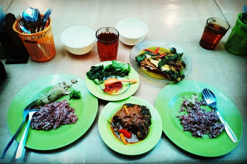 5 Kuliner Tradisional Bandung nan Enak di Pasar Cihapit