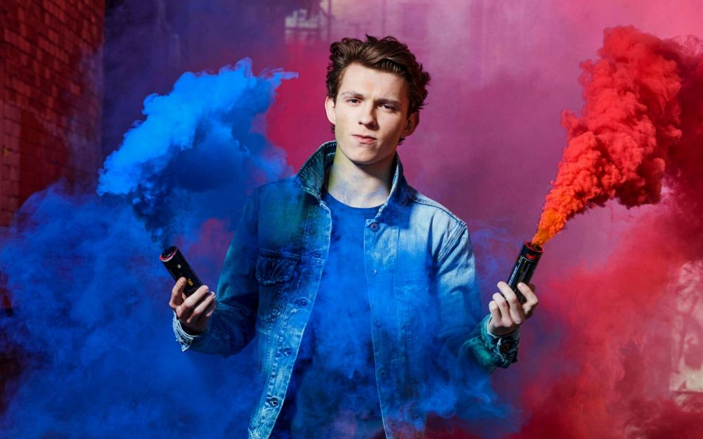 Idola Masa Kini, 10 Potret Perjalanan Karier Tom Holland Di Dunia Film