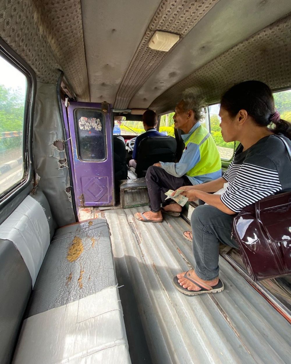 Hendak Mencuri dalam Angkot, Polisi Tangkap Pengamen di Bandung