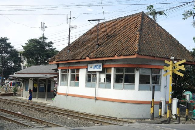 14 Daftar Stasiun Bandung Paling Ikonik yang Lengkap dengan Alamat