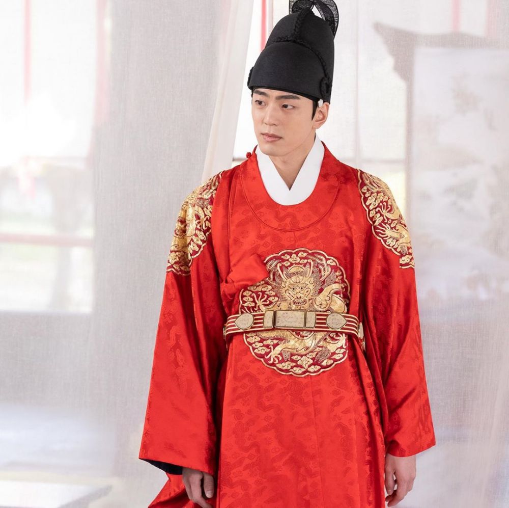 9 Potret Kim Min Kyu Di Kdrama Queen Love And War