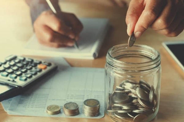 Ini Tips Liburan Tetap Hemat