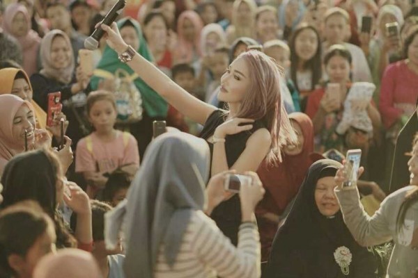 Tes Urine Positif, Alasan Lucinta Luna Pakai Narkoba