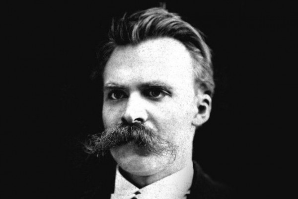 13 Quotes Nietzsche untuk Hidup yang Lebih Baik