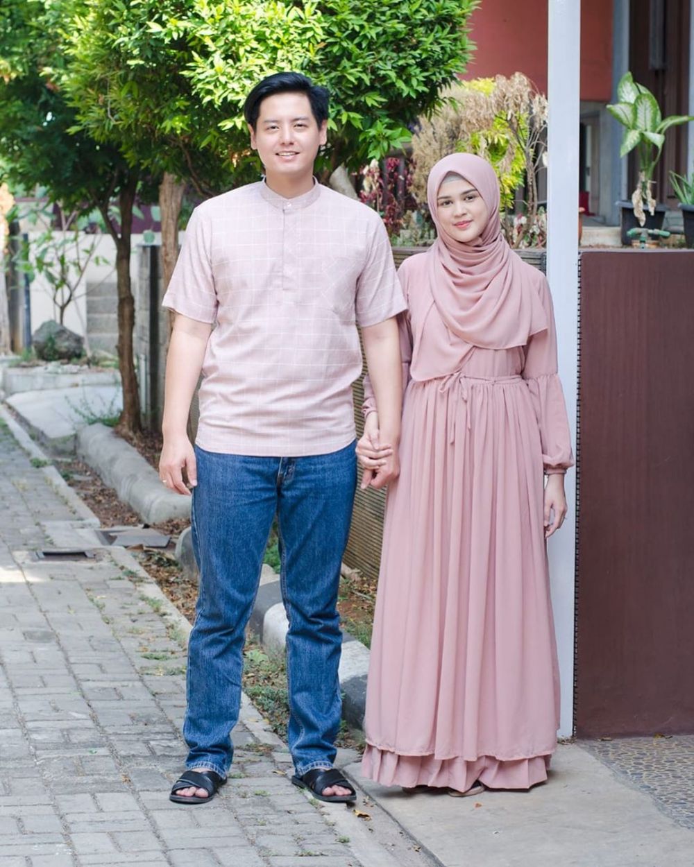 Ootd Hijab Casual Warna Pastel / OOTD Hijab ala Akwarin, Modis dan Estetik dengan Warna Pastel - Bagaimana dengan hijab yang digunakan?