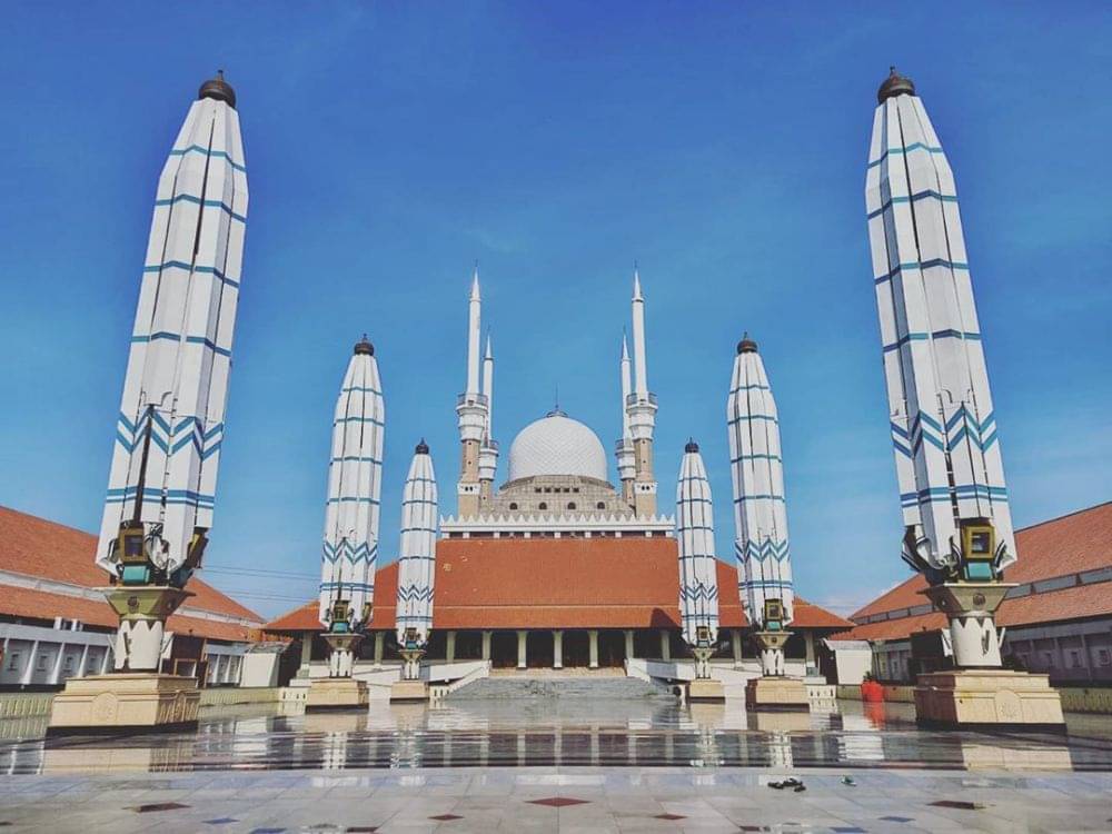 7 Masjid Di Jalur Pantura Yang Nyaman Untuk Disinggahi