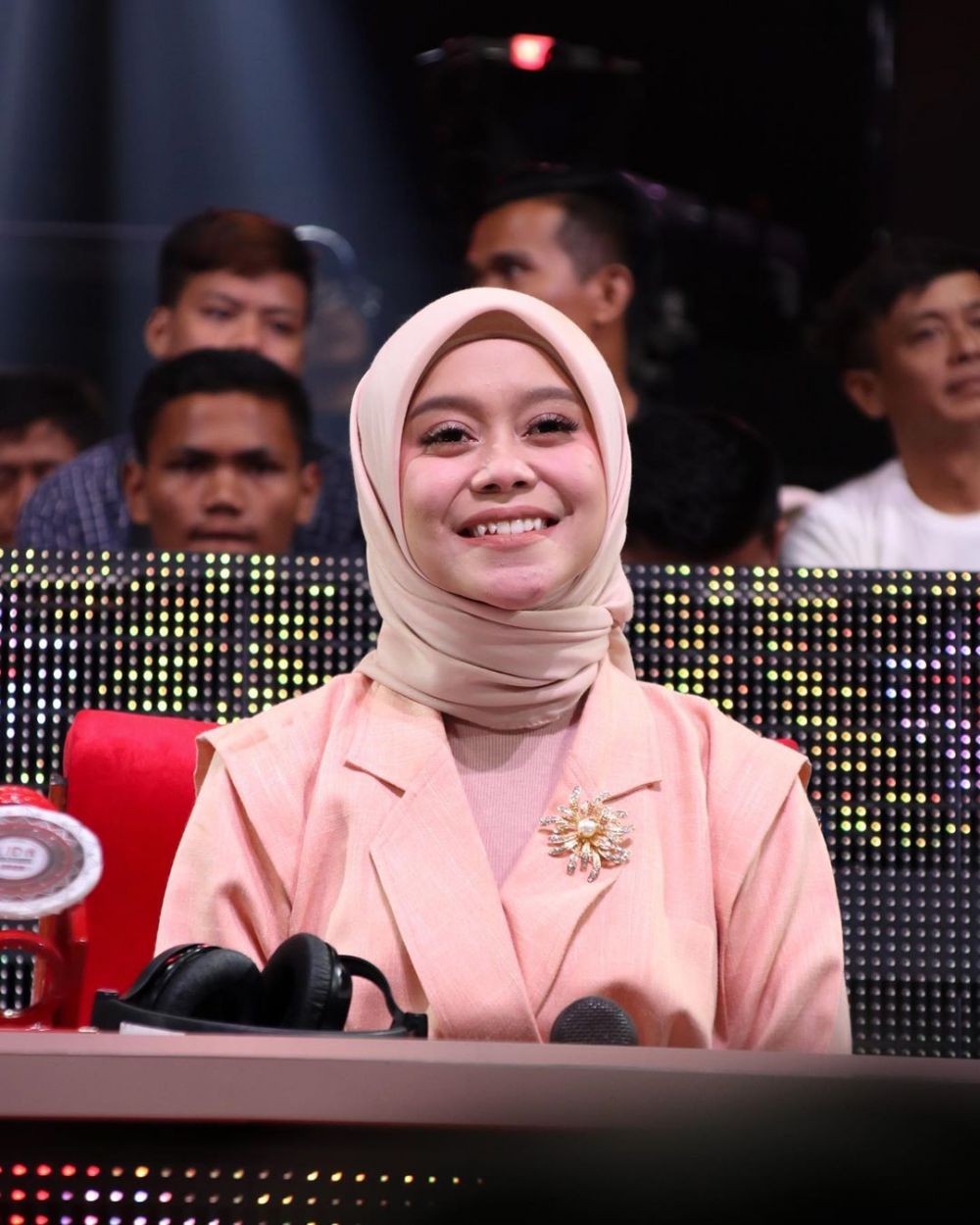 Menginjak 21 Tahun, Ini 10 Artis Indonesia yang Jadi Idola Netizen