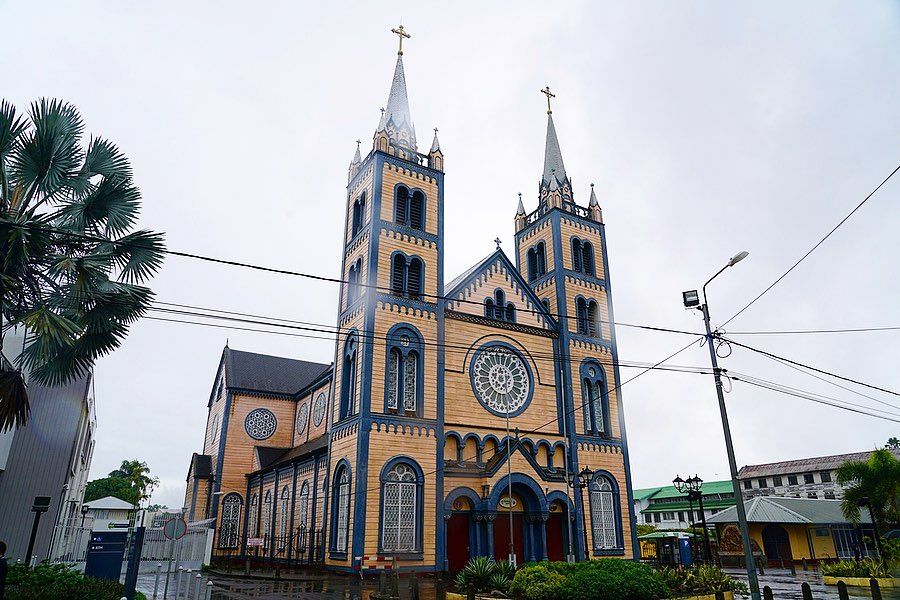 5 Tempat Bersejarah di Paramaribo Suriname yang Gak Kalah Keren