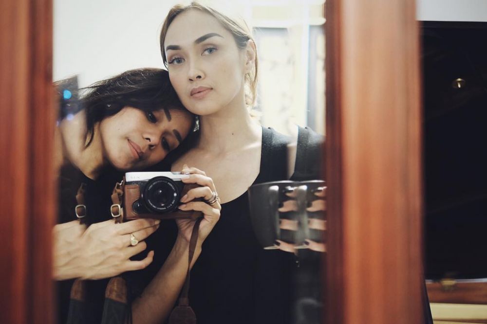 7 Kakak & Adik yang Sukses Berkarier Jadi Artis, Siapa Saja?