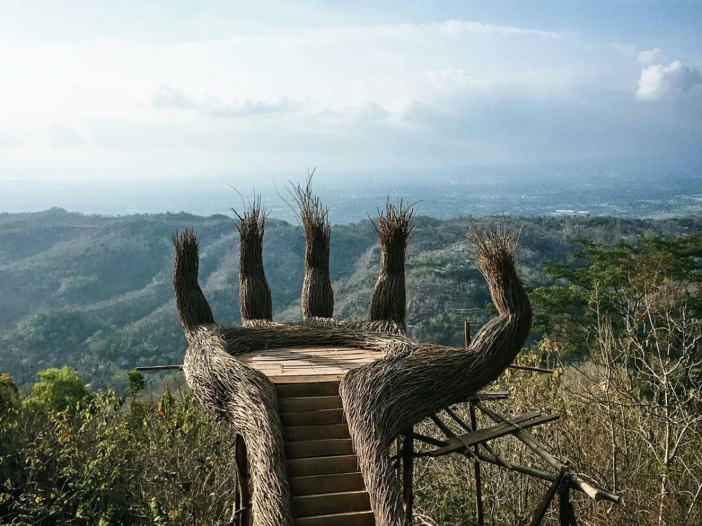 7 Perbukitan di Jogja yang Harus Dikunjungi setelah Pandemi Berlalu