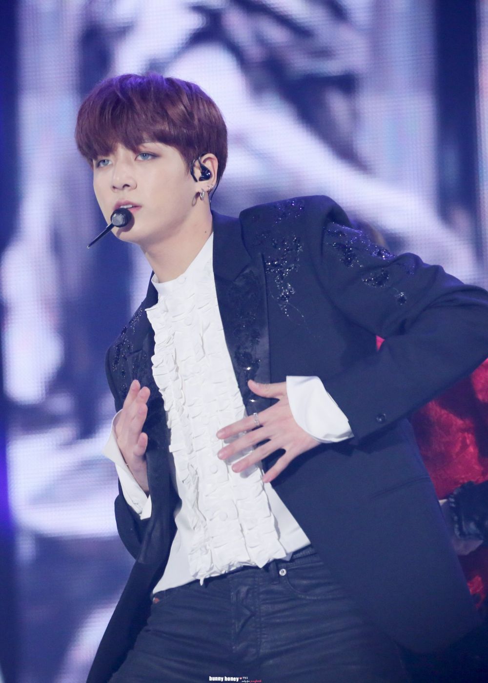 Anniversary 7 Tahun, Ini 10 Potret Si Maknae BTS Jungkook Sejak Debut