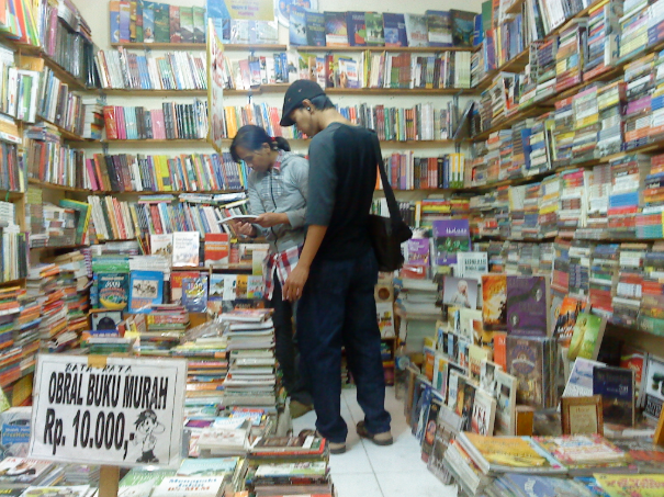 Rekomendasi Tempat Beli Buku Bekas Di Berbagai Kota Di Indonesia