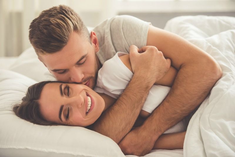 6 Mitos seputar Selingkuh, Benarkah Identik dengan Seks?