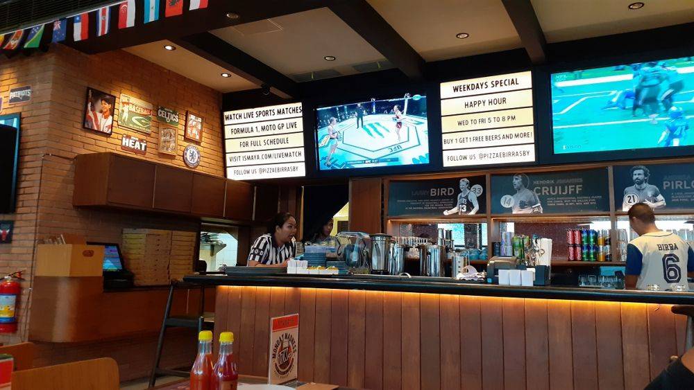 Nikmatnya Pizza Dan Bir Di Pizza E Birra Sports Bar Surabaya