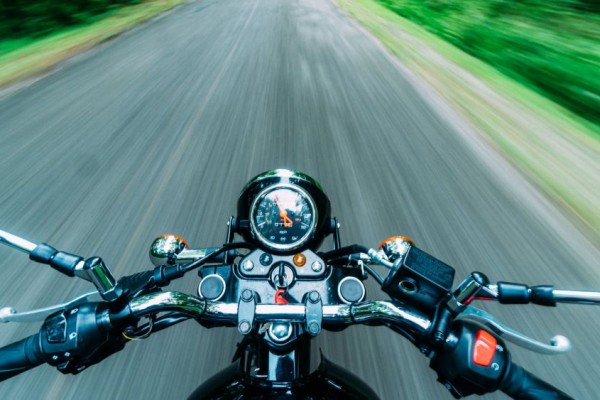 5 Masalah yang Akan Terjadi Jika Kamu Malas Mengganti Oli Motor, Ngeri