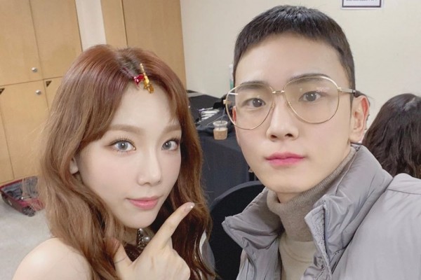 10 Potret Manis Persahabatan Key SHINee dan Taeyeon SNSD