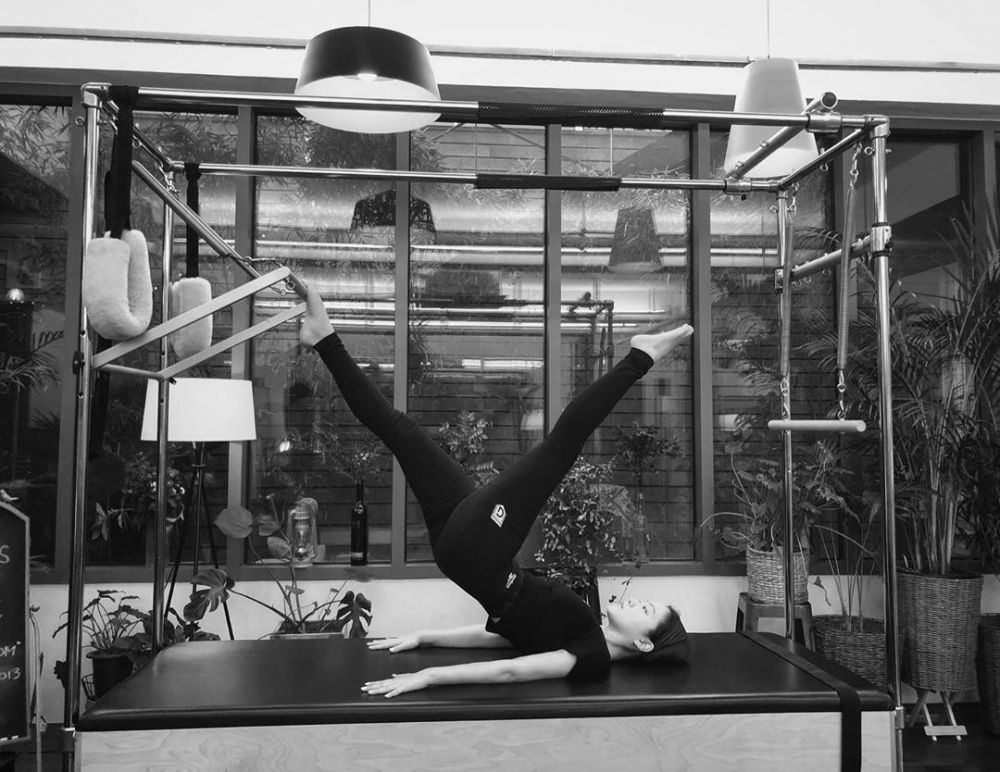9 Potret Body Goals Idol KPop Saat Berolahraga, Jennie Hingga Jisoo