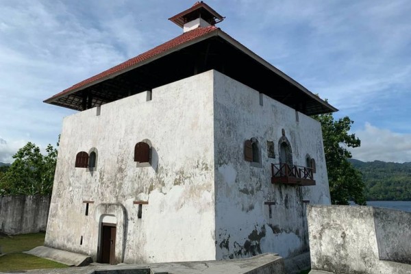Kisah Para Penjelajah Portugis Di Pulau Ambon