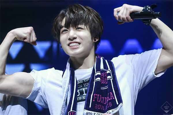 10 Potret Jungkook BTS Pamer Otot, Bikin ARMY Panas Dingin!