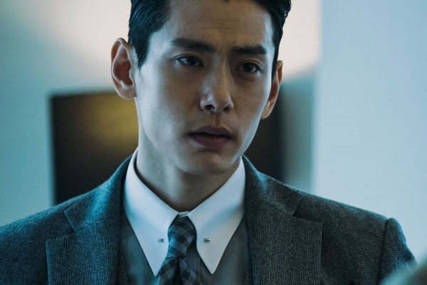 10 Fakta Menarik Teo Yoo, Villain Karismatik di KDrama Money Game